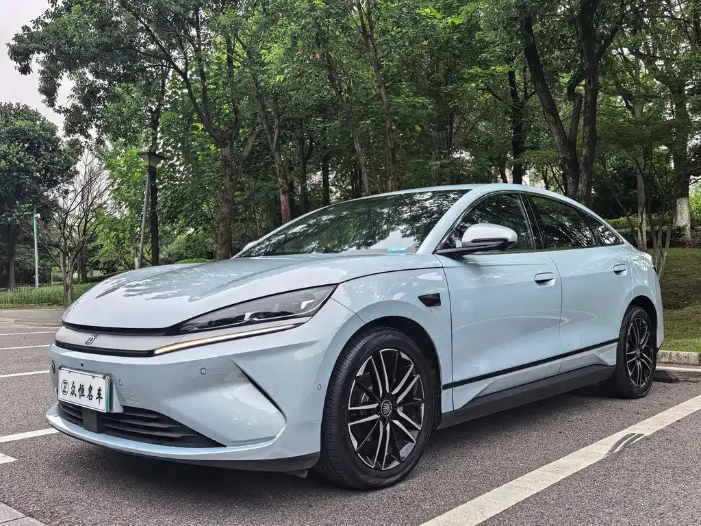 BYD Qin L — фото 1