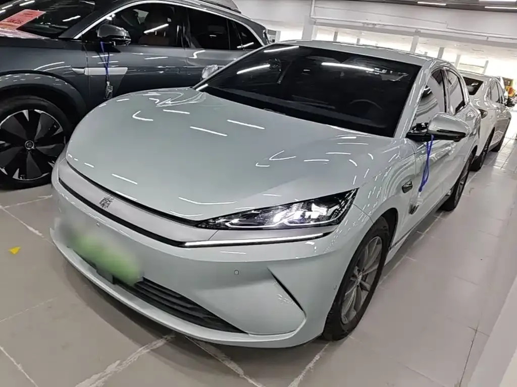 BYD Qin L — фото 1