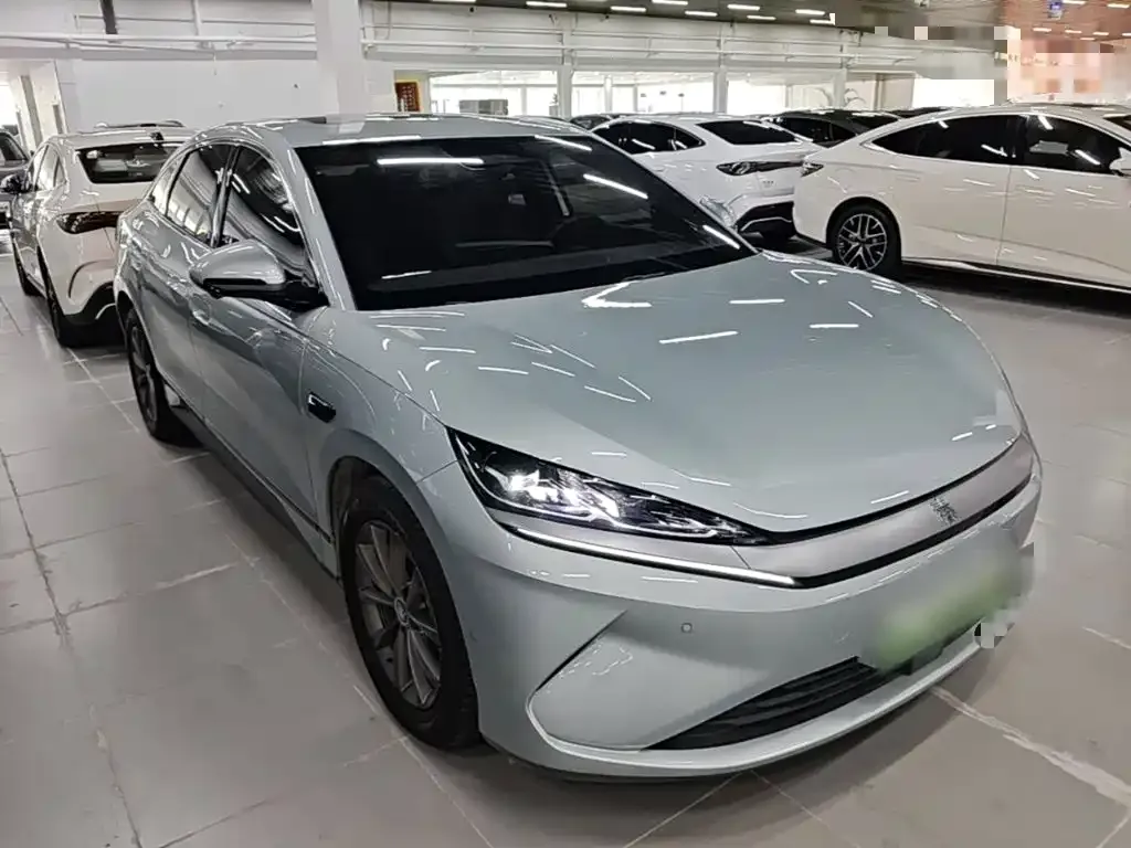 BYD Qin L — фото 5