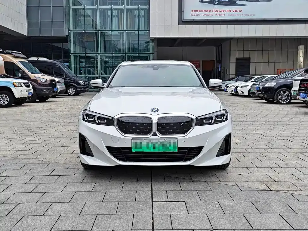 BMW i3 — фото 10