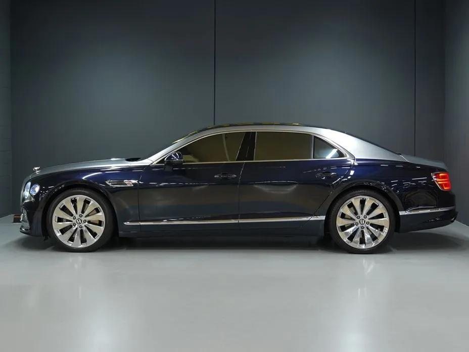 Bentley Flying Spur — фото 3