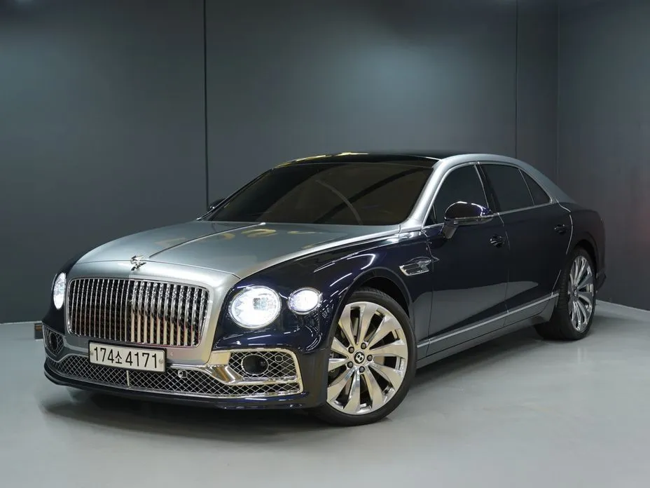 Bentley Flying Spur — фото 4