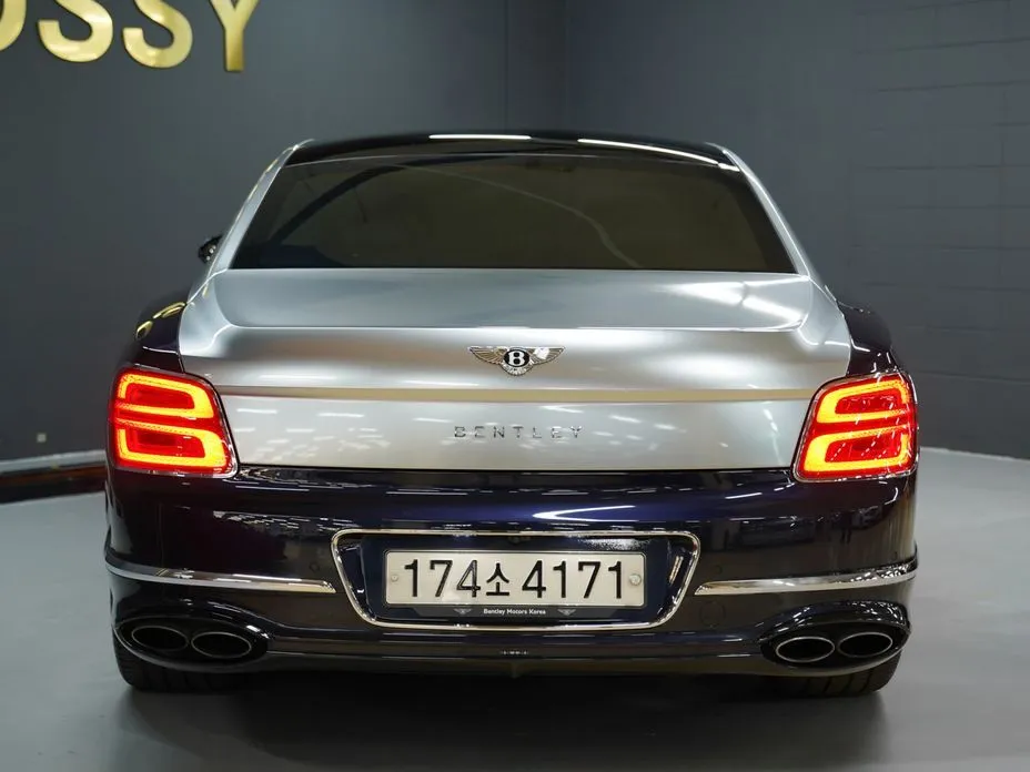 Bentley Flying Spur — фото 8