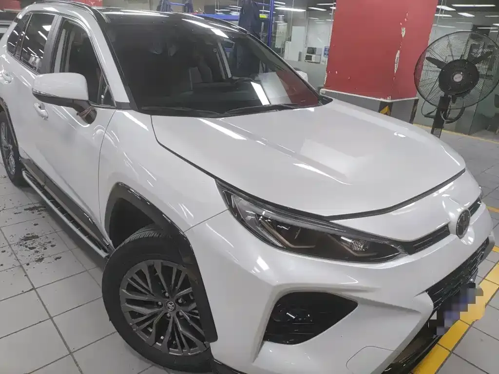 Toyota Wildlander — фото 1