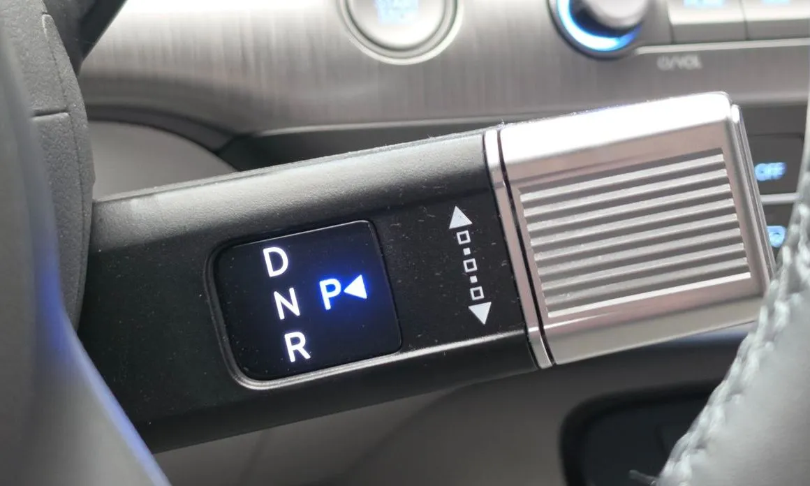 Hyundai Kona — фото 9