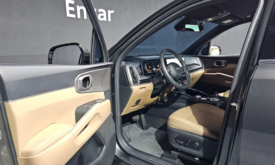 Kia Sorento — фото 9
