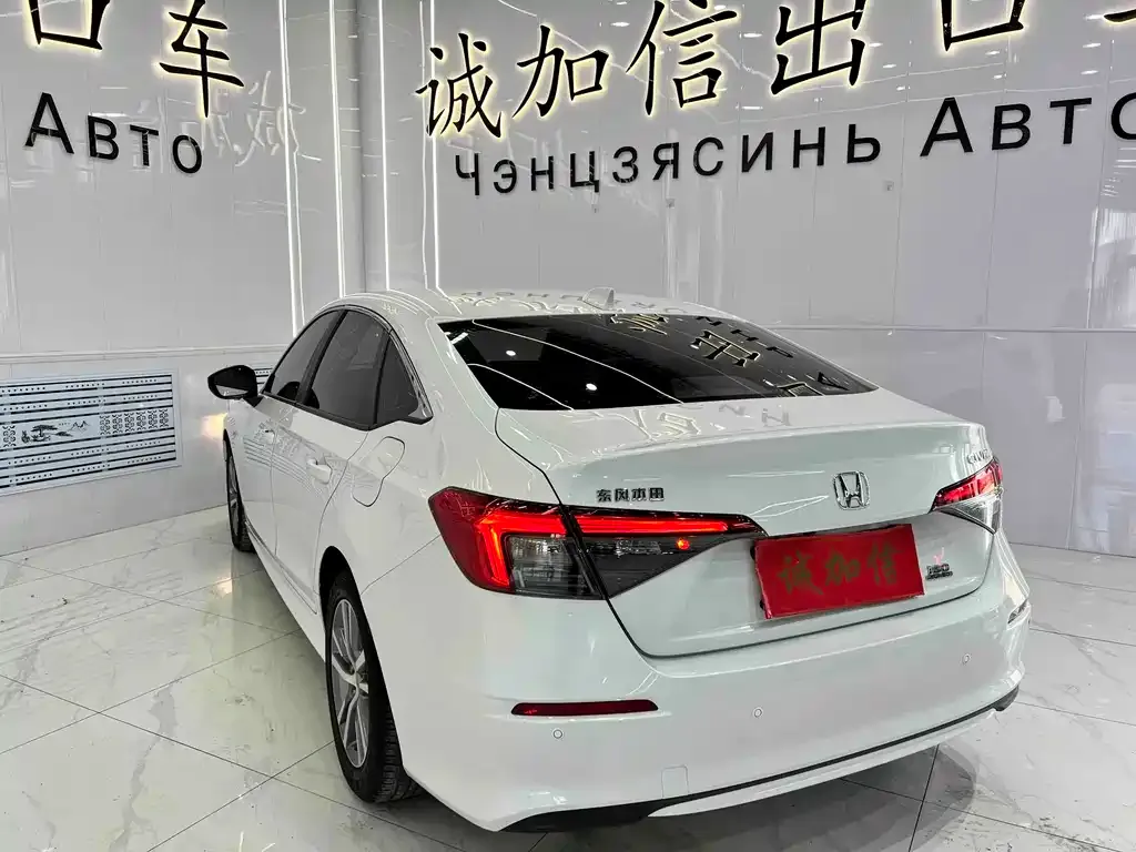 Honda Civic — фото 10