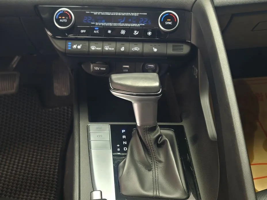 Hyundai AVANTE — фото 8