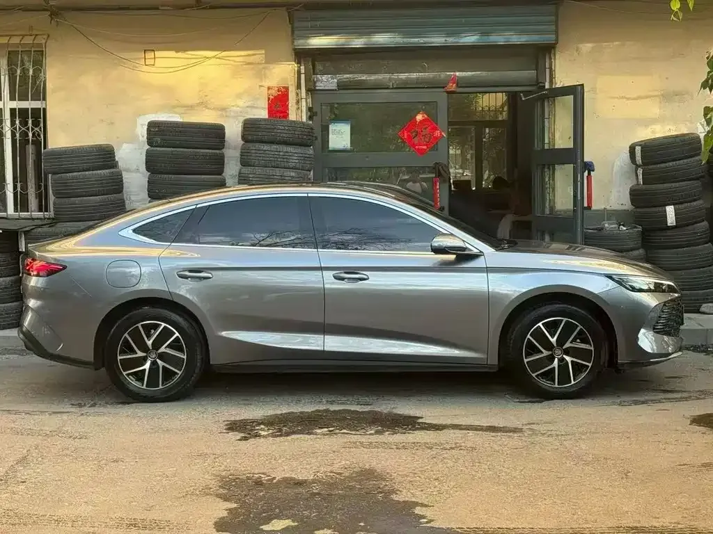 BYD Qin L — фото 3