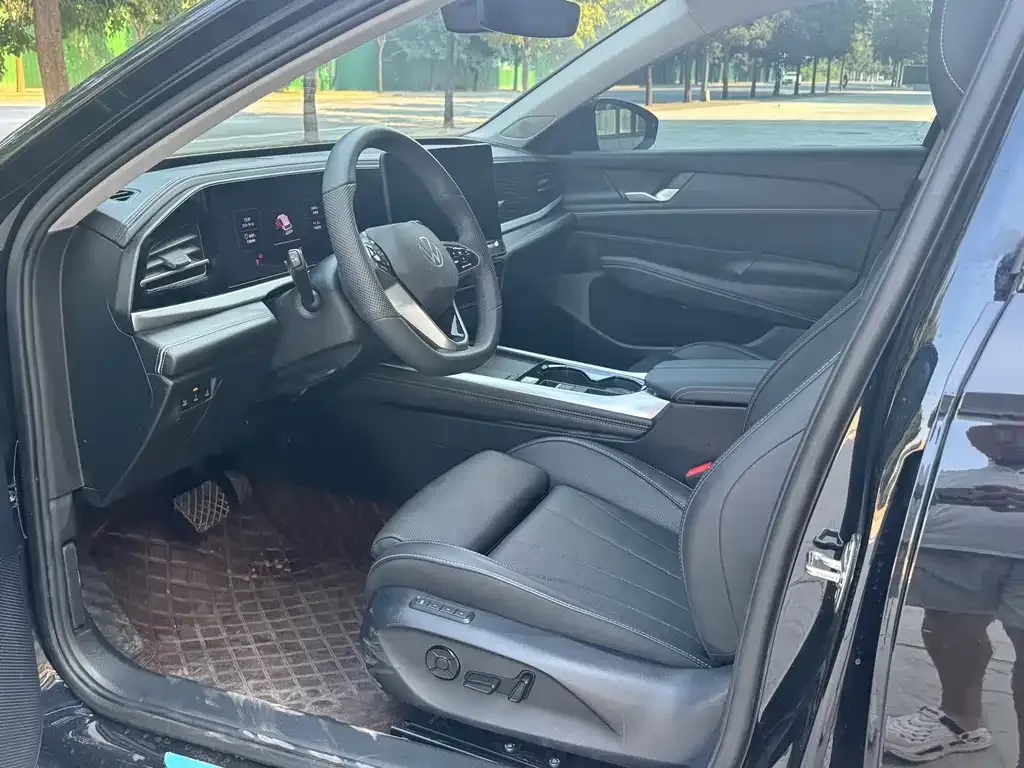 Volkswagen Passat — фото 2