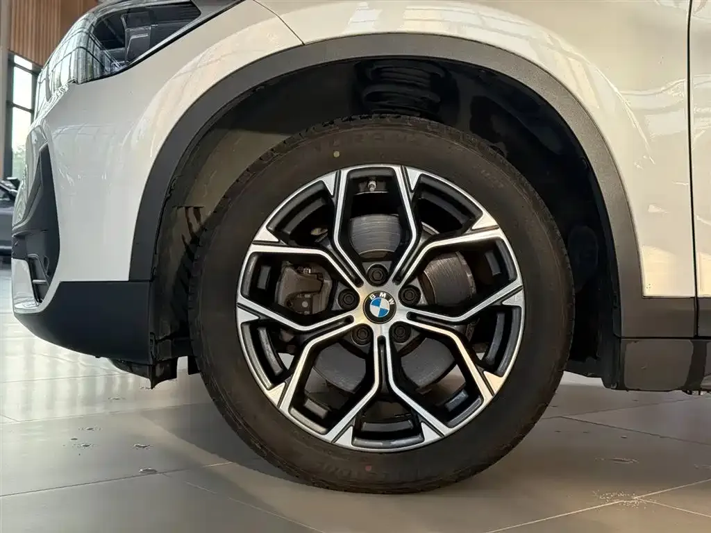 BMW X1 — фото 6