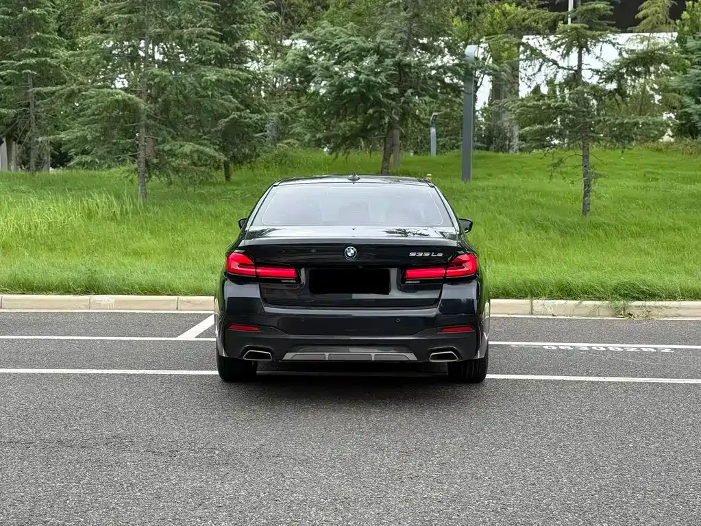 BMW 5 Series New Energy — фото 9
