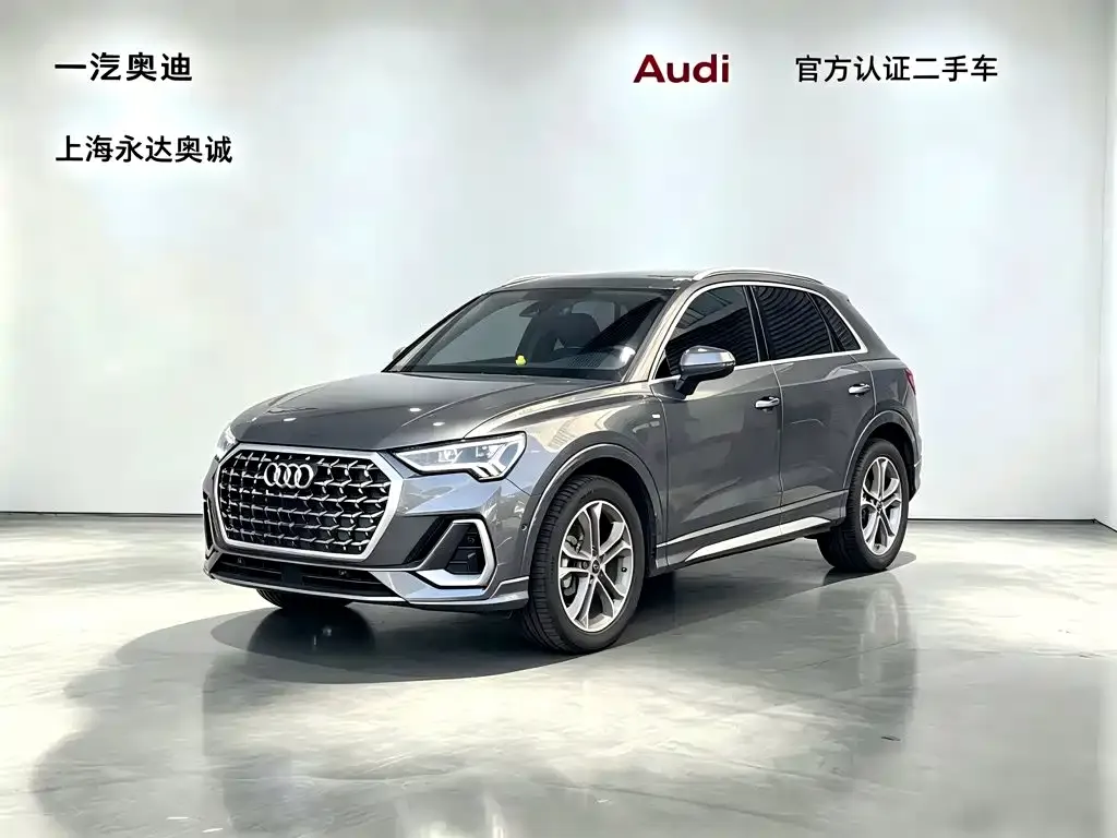 Audi Q3 — фото 1