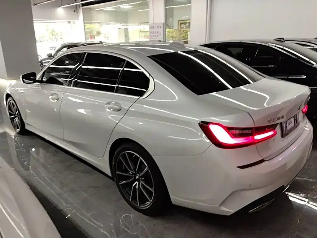 BMW 3 Series — фото 10