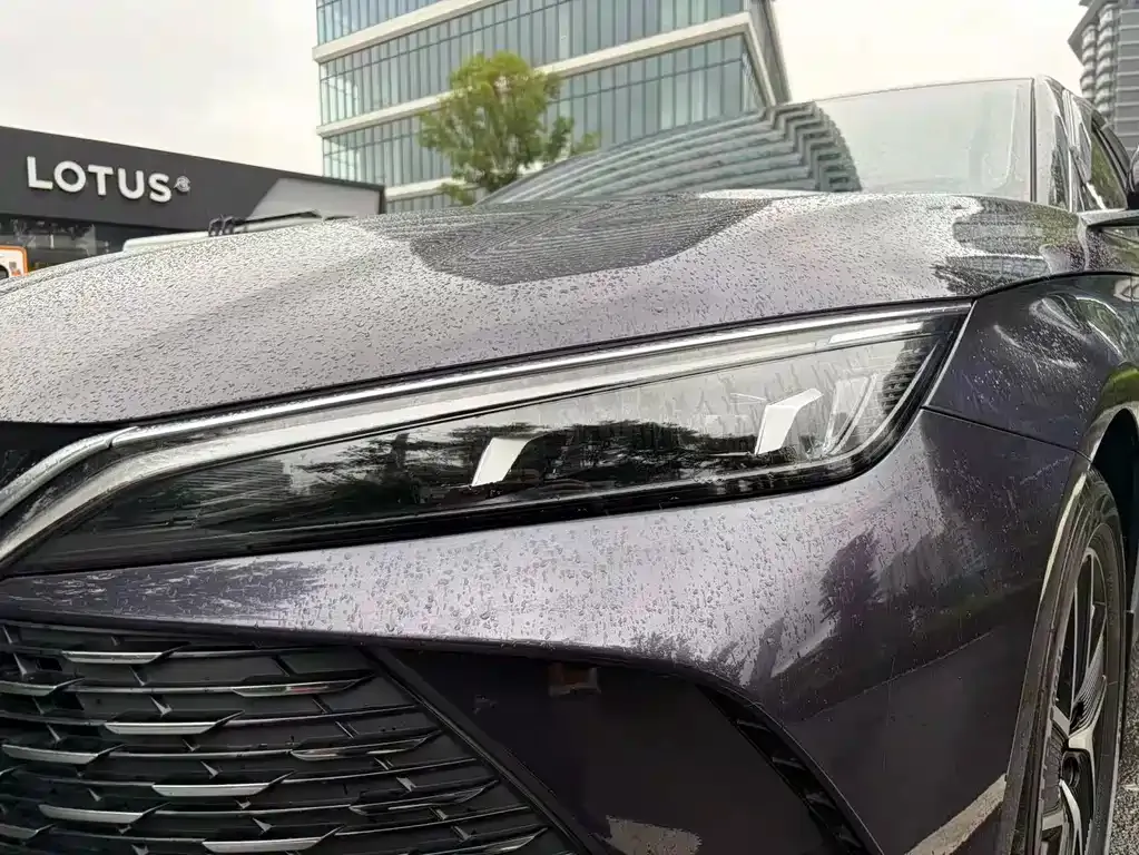 BYD Qin L — фото 4