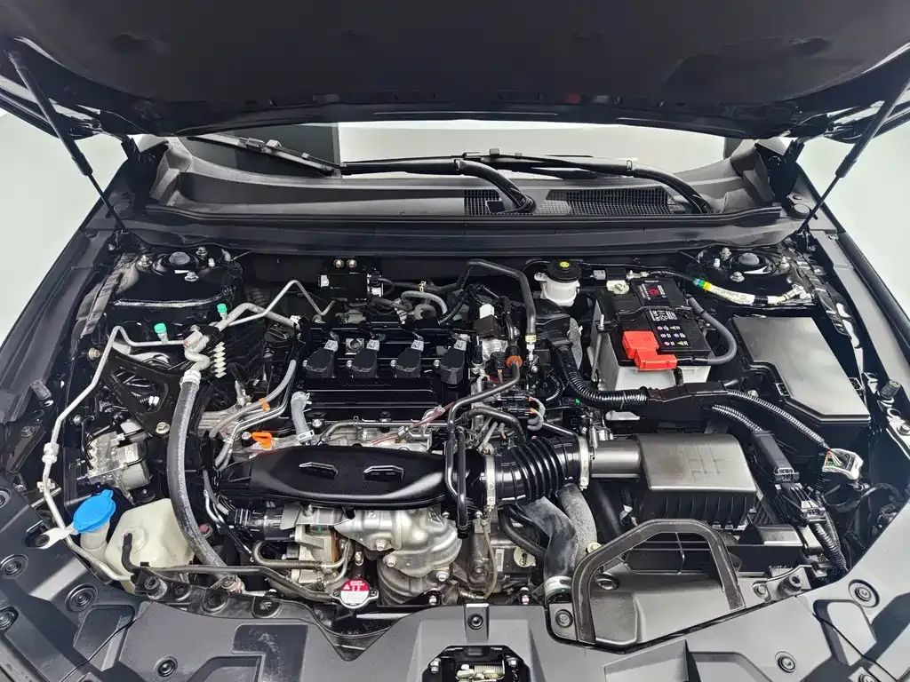 Honda Accord — фото 6
