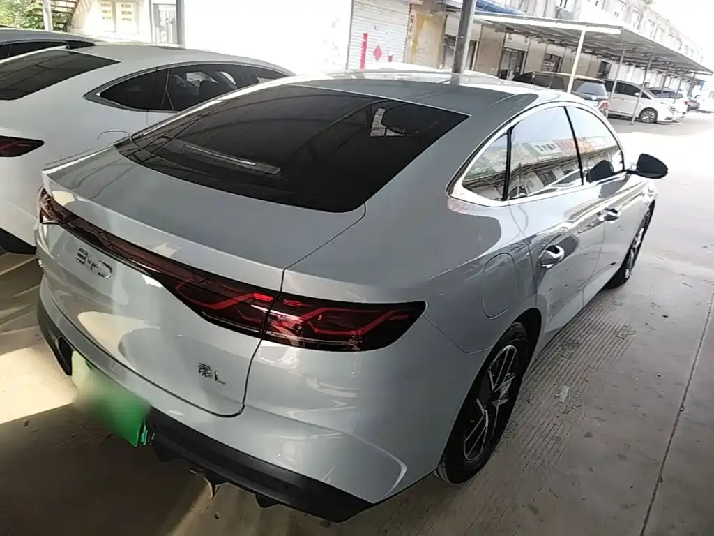 BYD Qin L — фото 3
