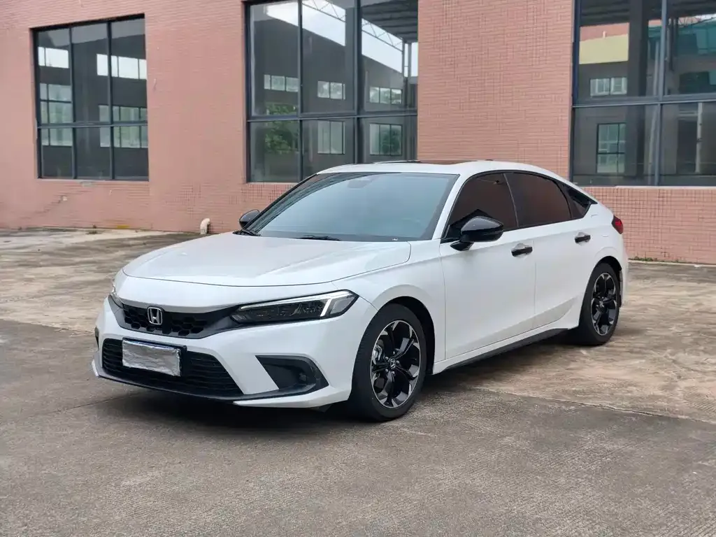 Honda Civic — фото 1