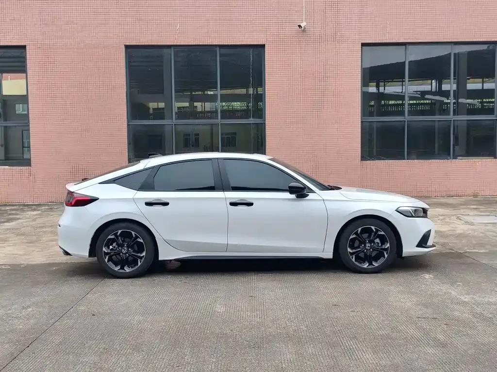 Honda Civic — фото 9