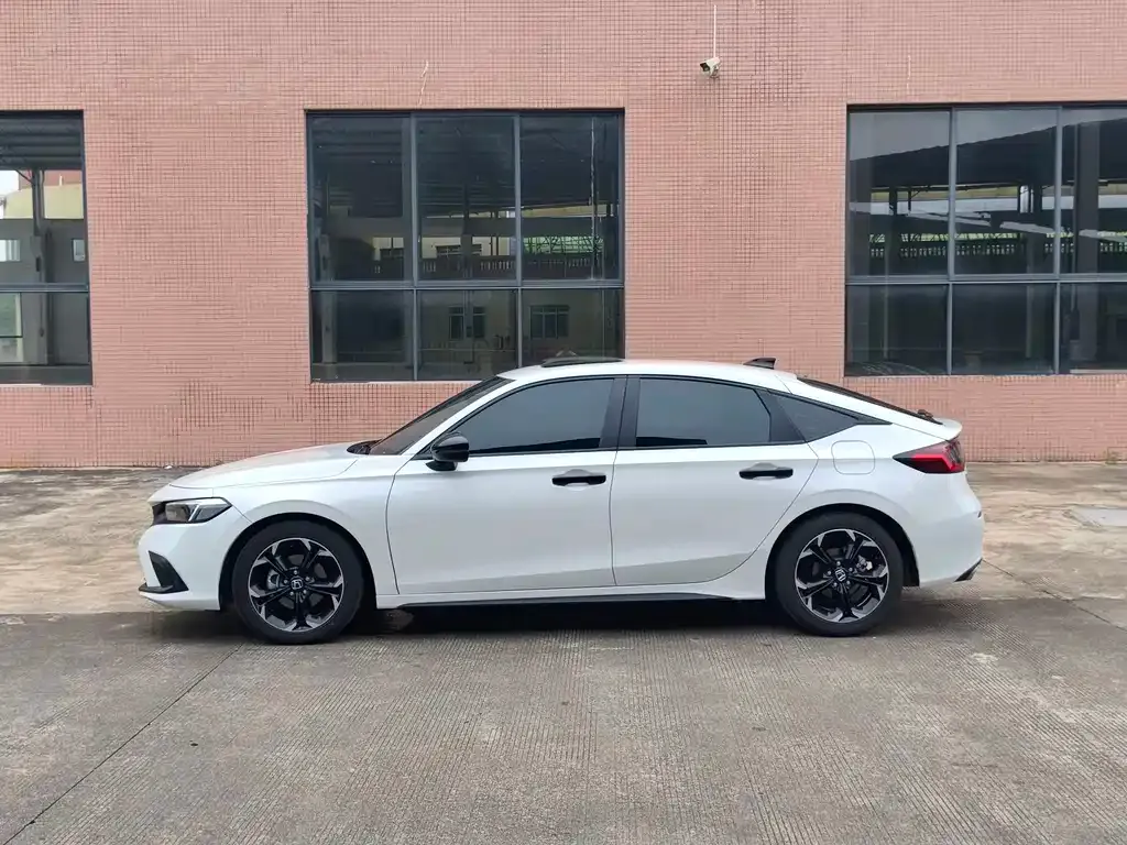 Honda Civic — фото 7