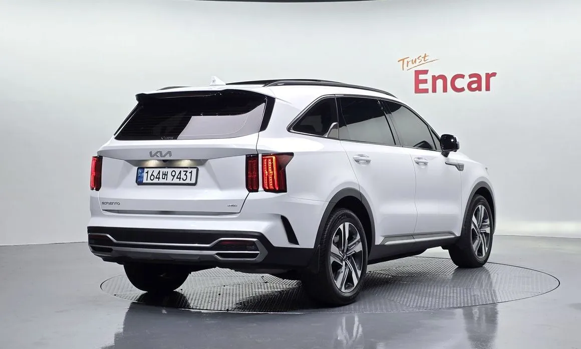 Kia Sorento — фото 6