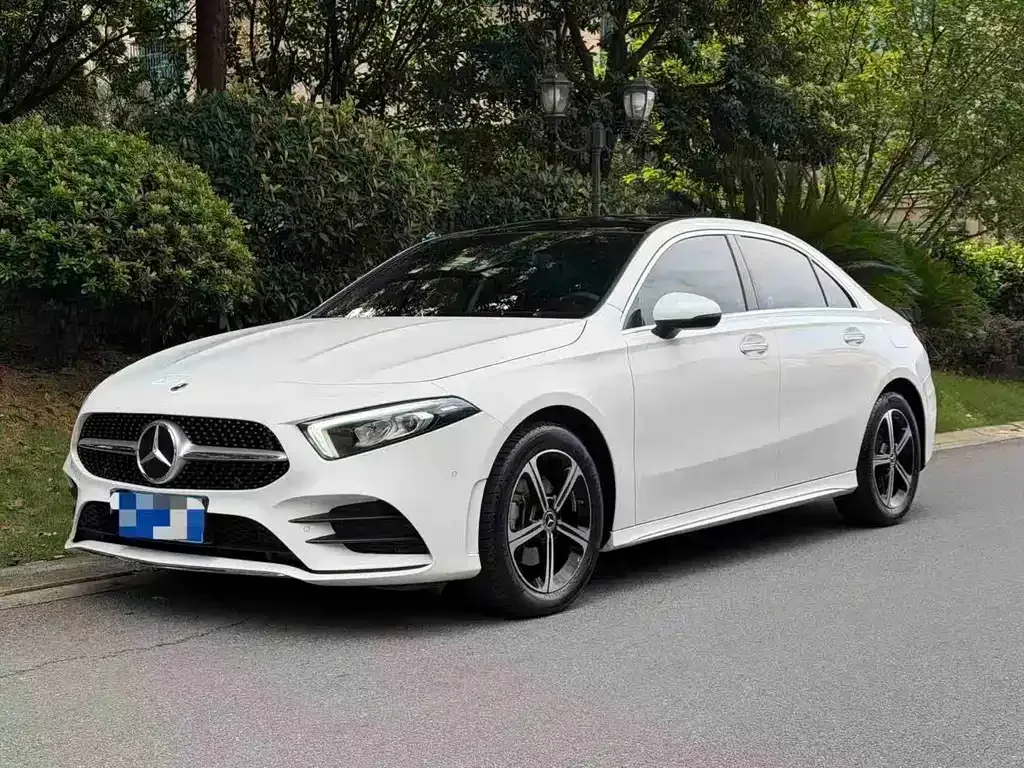 Mercedes-Benz A-Class — фото 1