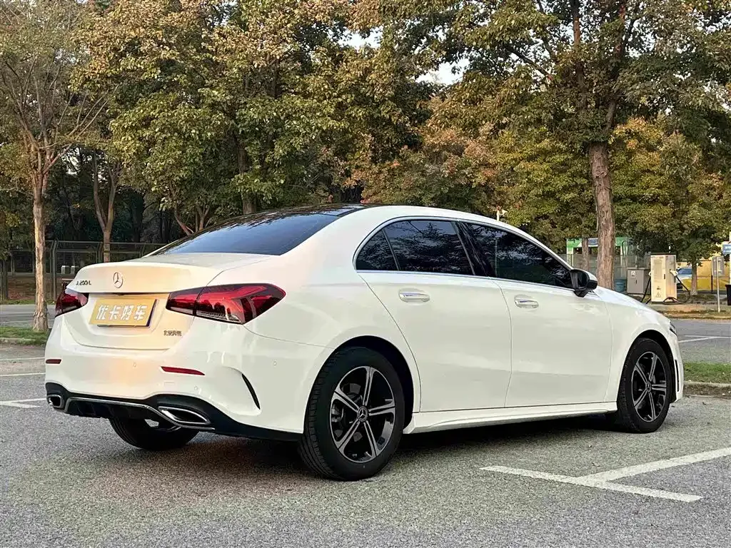 Mercedes-Benz A-Class — фото 8