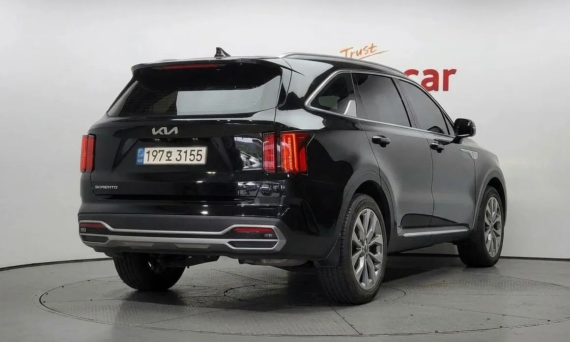 Kia Sorento — фото 6