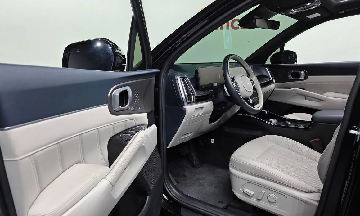 Kia Sorento — фото 7