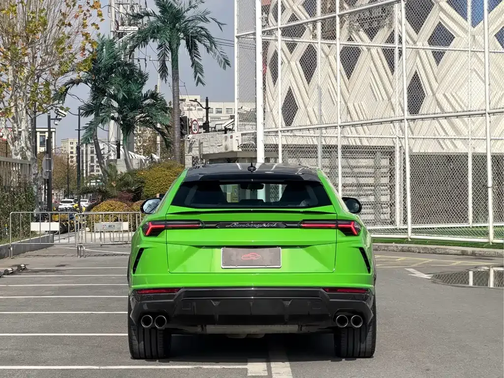 Lamborghini Urus — фото 4