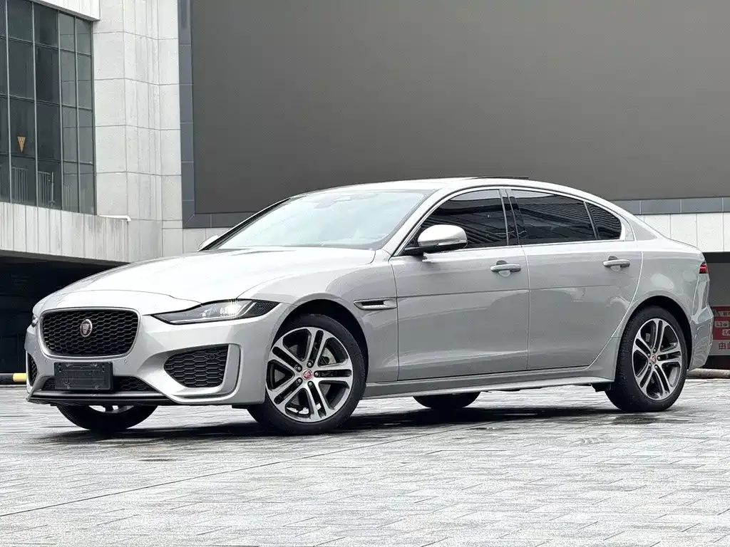 Jaguar XEL — фото 1