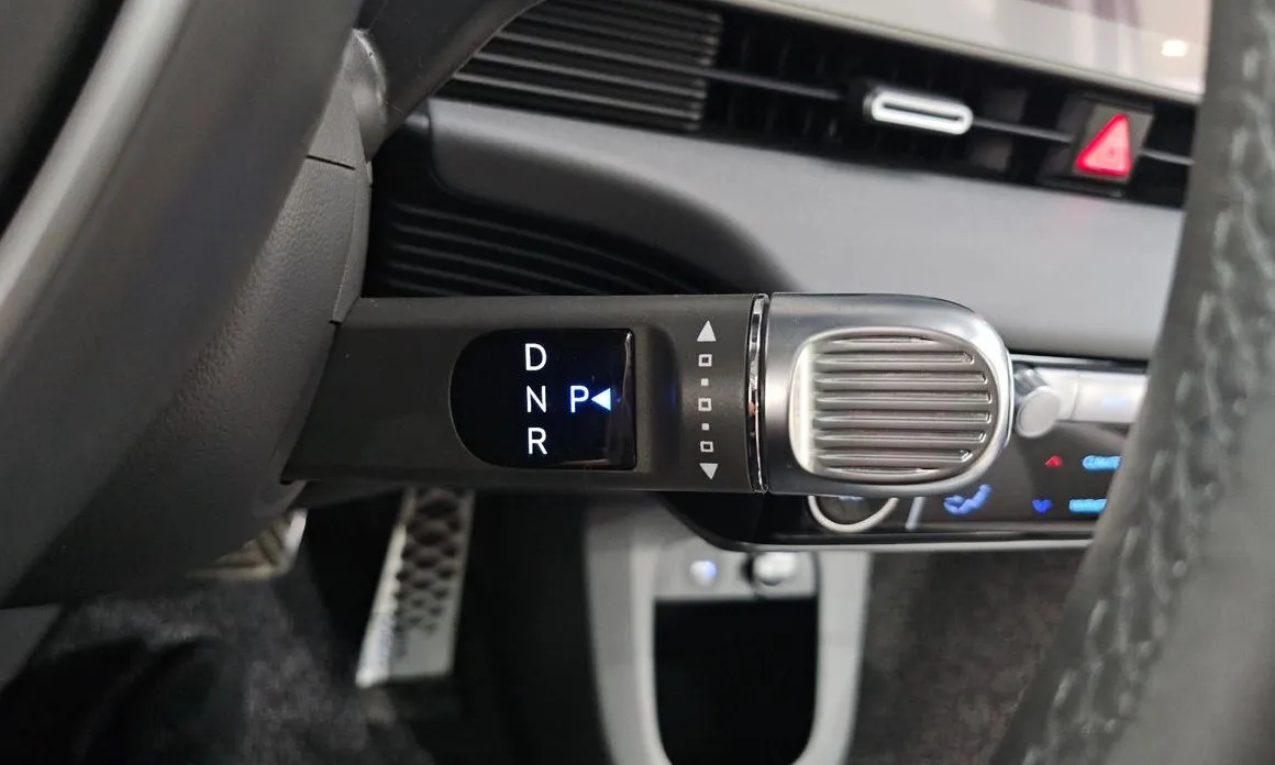 Hyundai Ioniq5 — фото 2