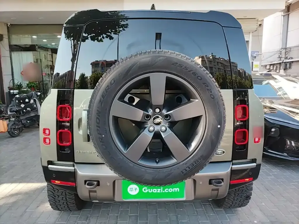 Land Rover Defender — фото 2