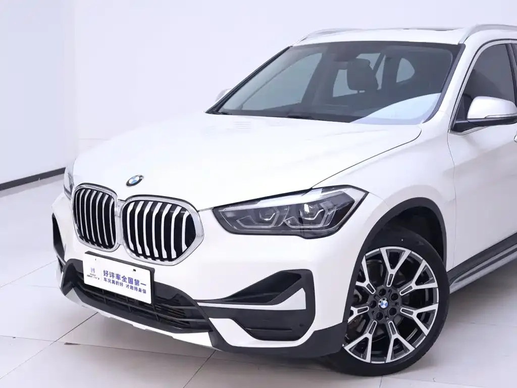 BMW X1 — фото 6