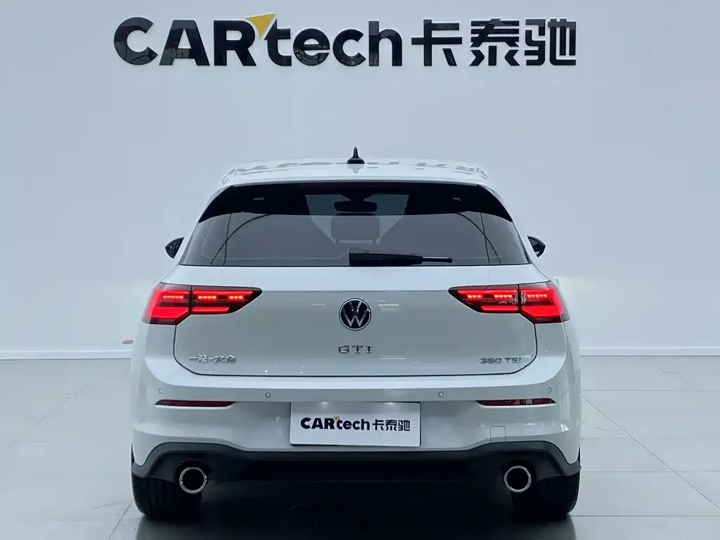 Volkswagen Golf GTI — фото 9