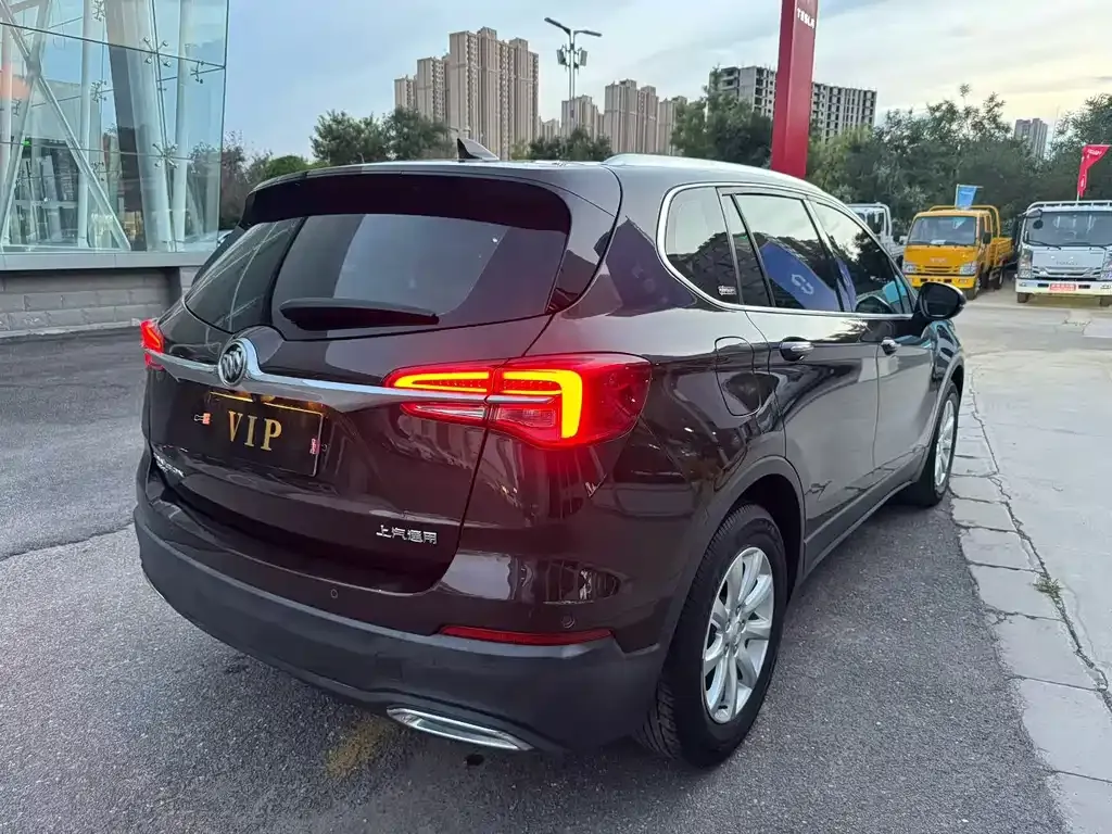 Buick Envision Plus — фото 3