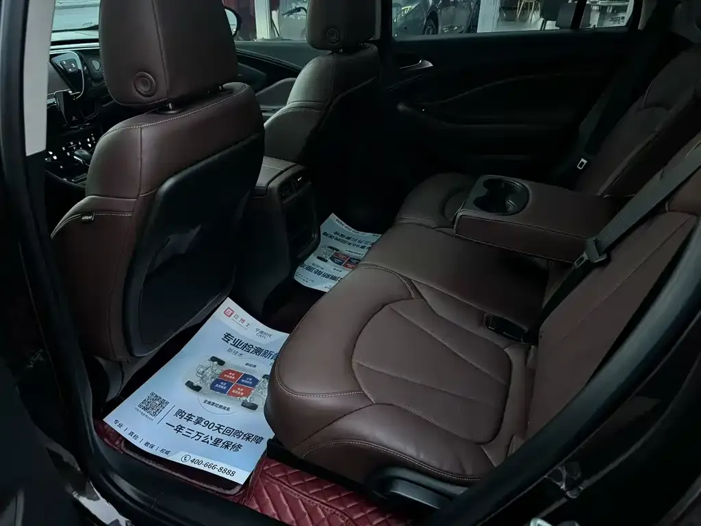 Buick Envision Plus — фото 2