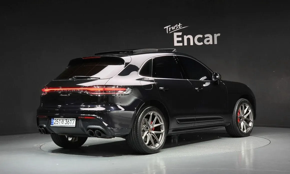Porsche Macan — фото 2