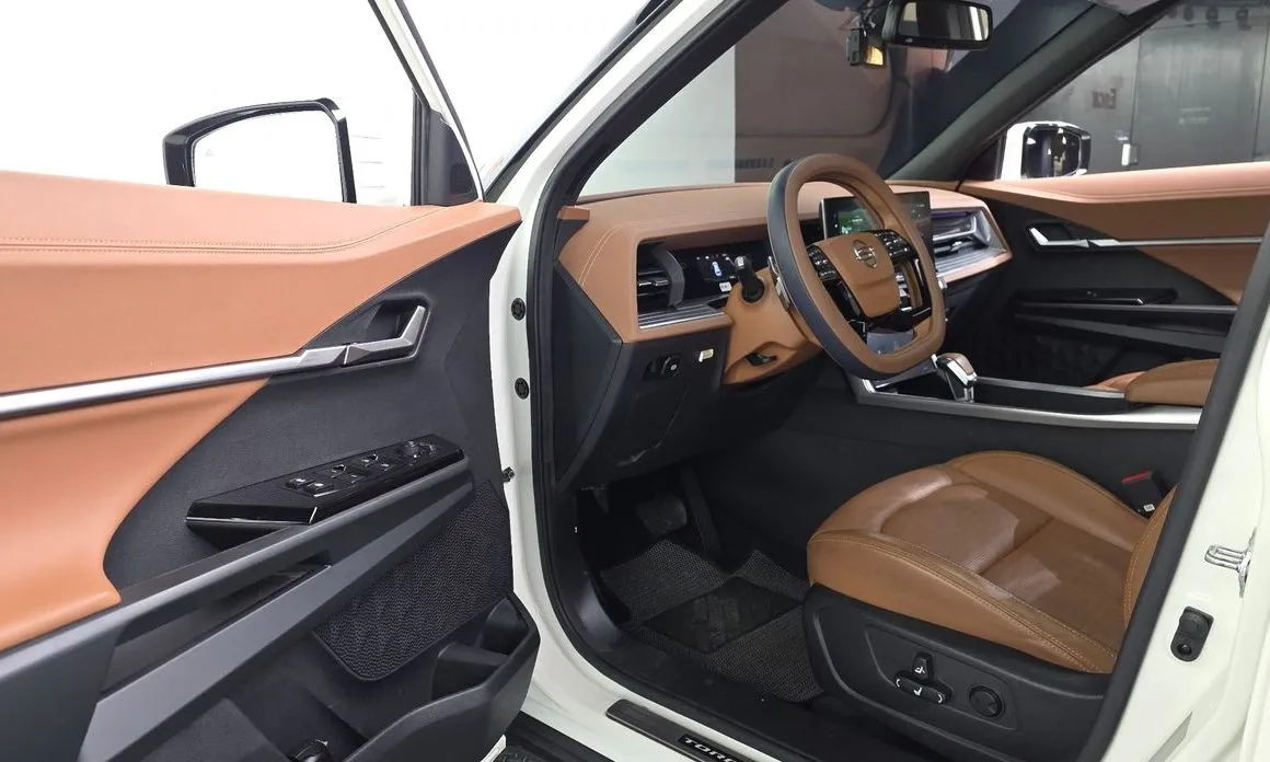 KG Mobility (Ssangyong) Torres — фото 10