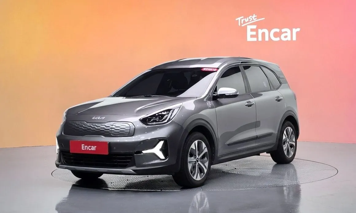 Kia Niro — фото 1