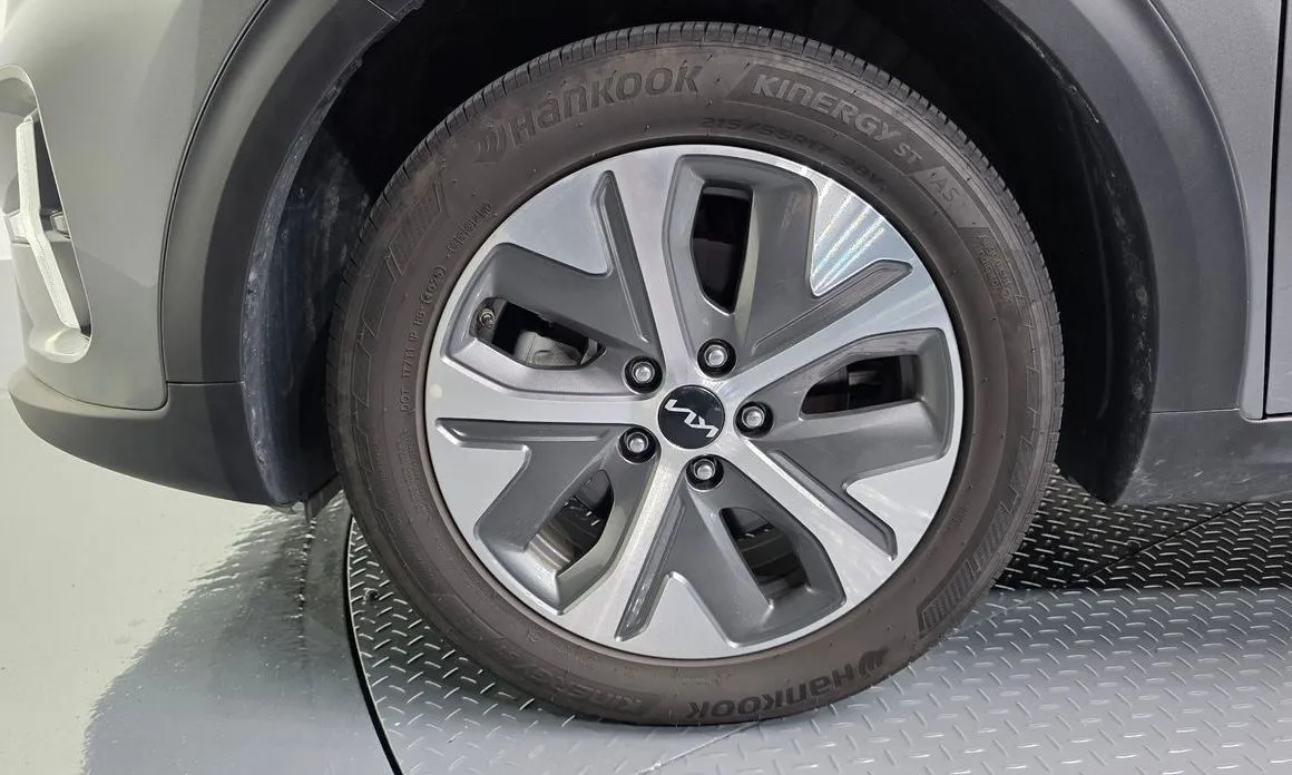Kia Niro — фото 10