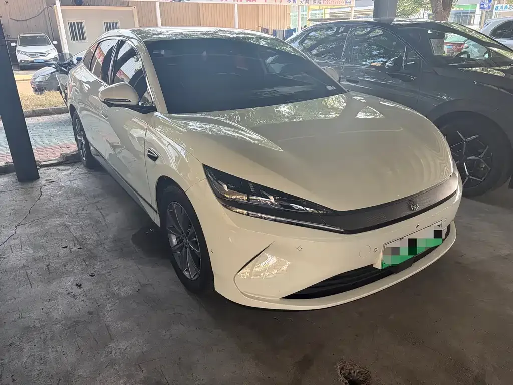 BYD Qin L — фото 2
