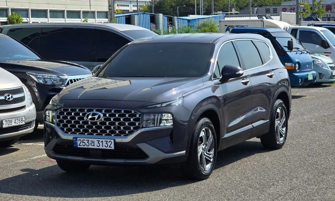 Hyundai Santafe — фото 1