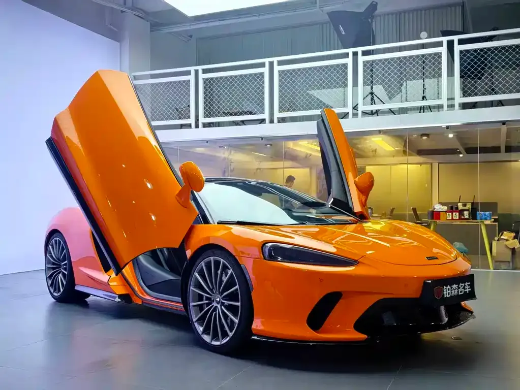 McLaren GT — фото 9