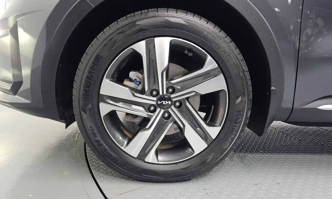 Kia Sorento — фото 4