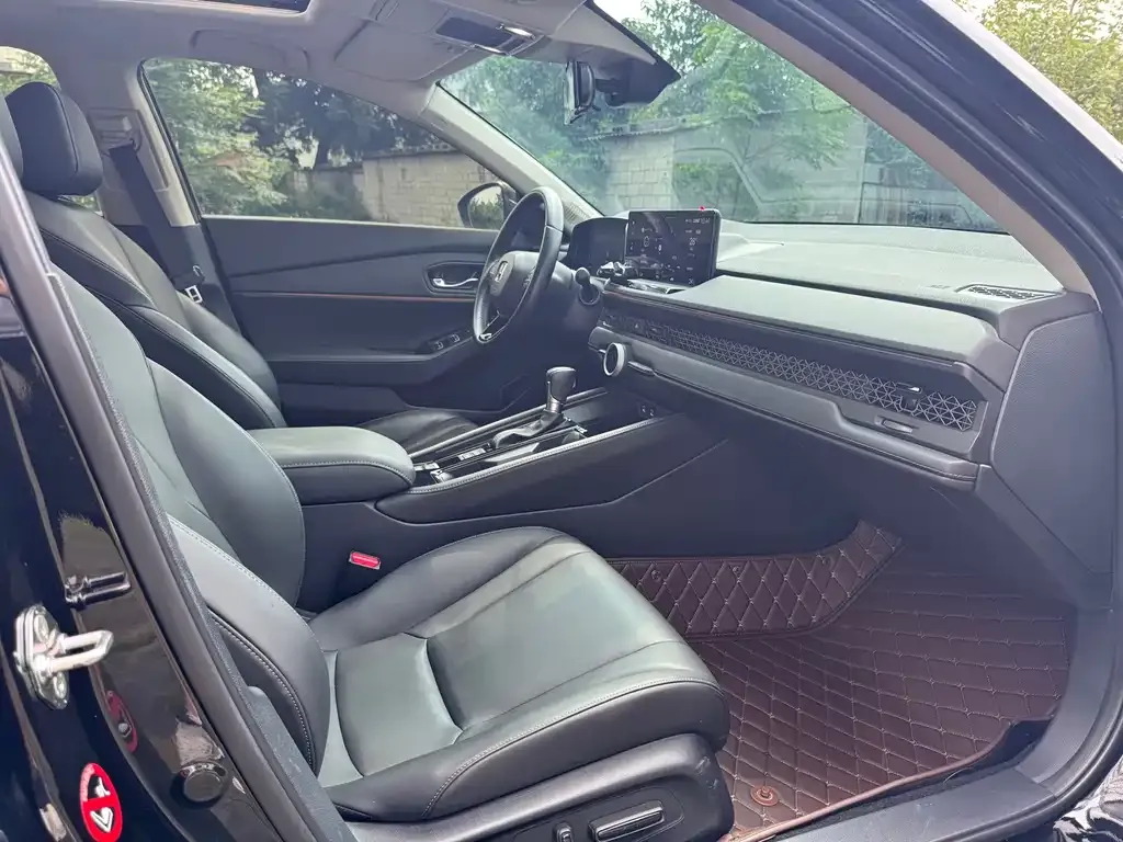 Honda Accord — фото 5