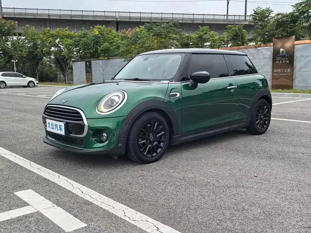 MINI Cooper (3-door) — фото 1