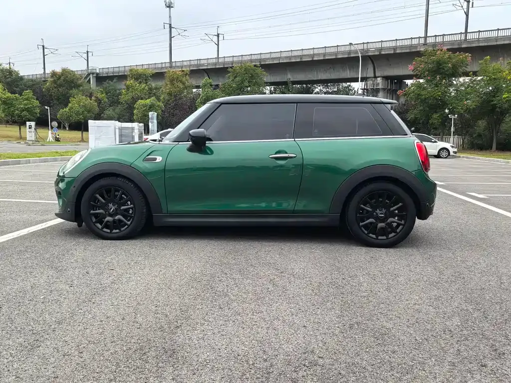 MINI Cooper (3-door) — фото 10