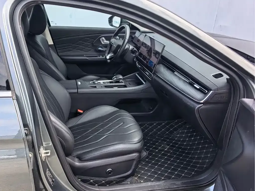 Chery Arrizo 8 PRO — фото 5