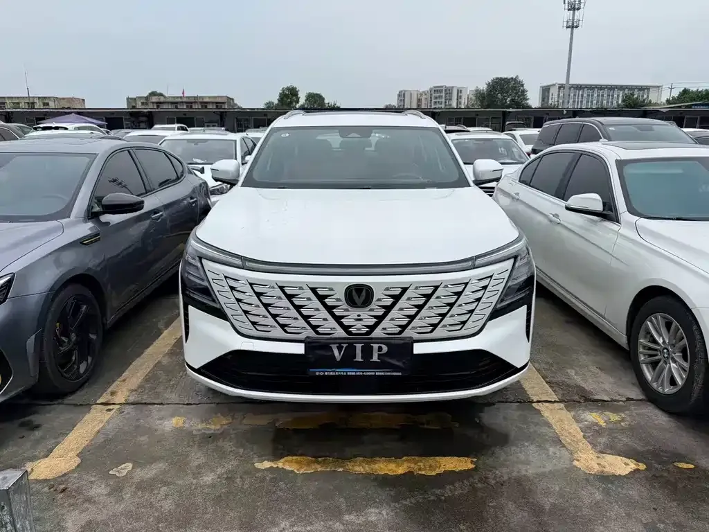 Changan CS75 PLUS — фото 10